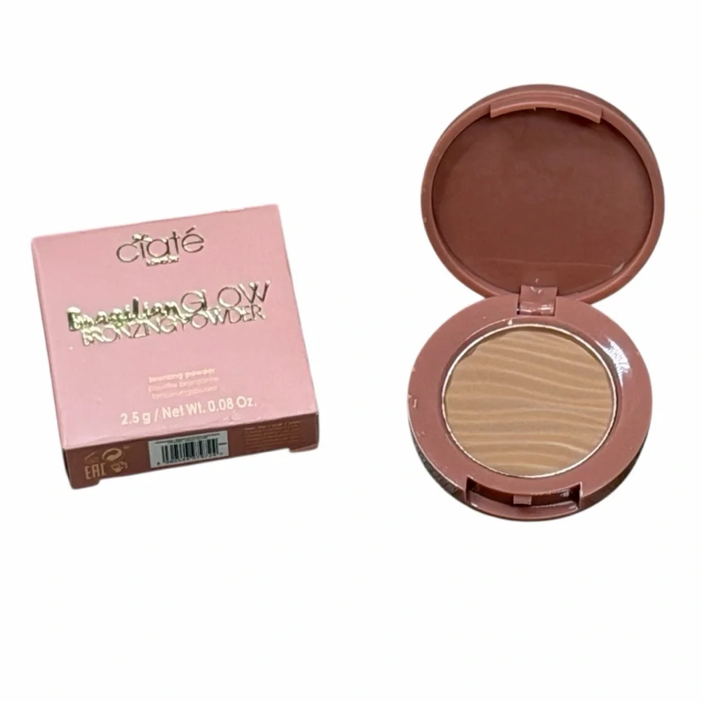 3/$20💗 Ciate London Brazilian Glow Bronzing Powder in Aruba Island Mini